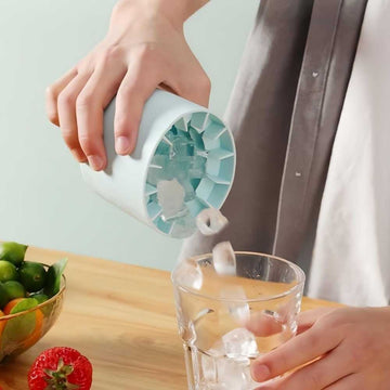 2-in-1 Silicone Ice Cube Maker & Storage Box – Portable Ice Tray