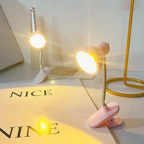 LifeBasket™ Mini LED Clip Reading Light – Flexible Clip-On Book & Desk Lamp