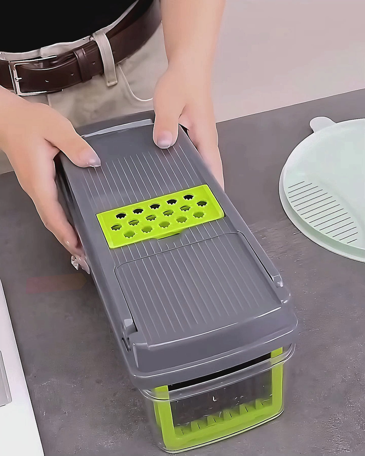16-in-1 Vegetable Cutter – Multifunctional Chopper & Mandoline Slicer