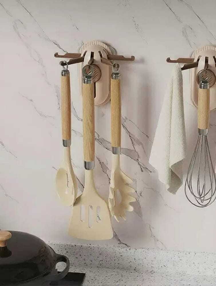 5-Claw Retractable Wall Hook – Space-Saving Foldable Organizer for Kitchen, Bathroom & Home